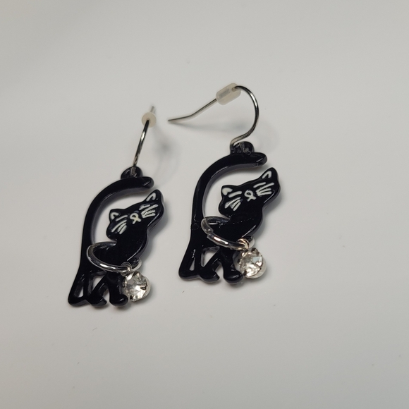 Metal Black Cat Dangle Earrings - Picture 5 of 9